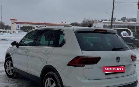 Volkswagen Tiguan II, 2017 год, 3 099 999 рублей, 3 фотография