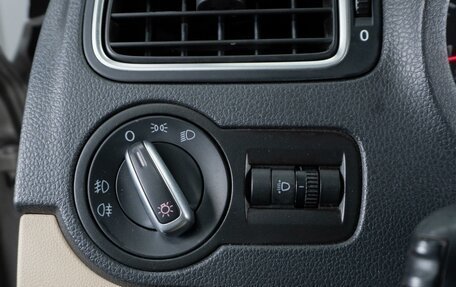 Volkswagen Polo VI (EU Market), 2018 год, 1 349 000 рублей, 17 фотография