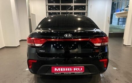 KIA Rio IV, 2018 год, 1 516 000 рублей, 4 фотография