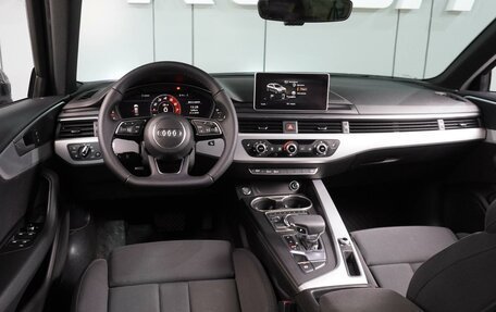 Audi A4, 2017 год, 2 099 000 рублей, 6 фотография