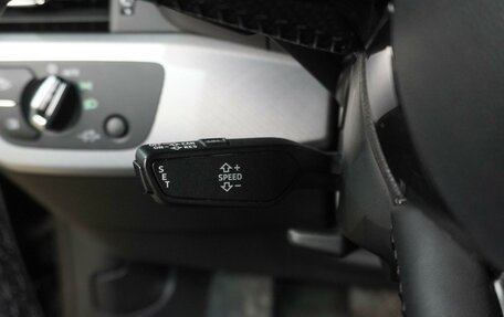 Audi A4, 2017 год, 2 099 000 рублей, 17 фотография