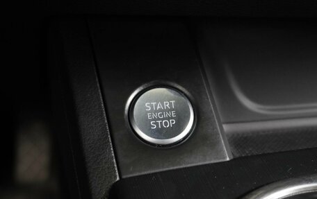 Audi A4, 2017 год, 2 099 000 рублей, 20 фотография