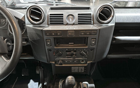 Land Rover Defender I, 2013 год, 5 250 000 рублей, 15 фотография