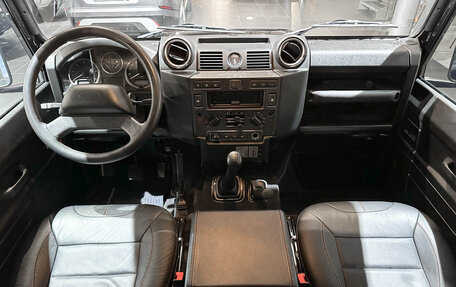 Land Rover Defender I, 2013 год, 5 250 000 рублей, 14 фотография