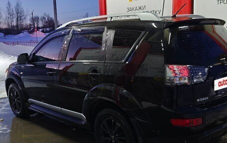 Mitsubishi Outlander III рестайлинг 3, 2008 год, 940 000 рублей, 5 фотография