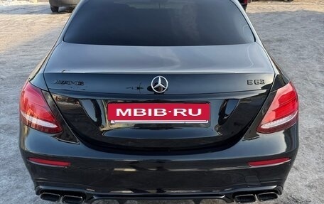 Mercedes-Benz E-Класс, 2016 год, 2 200 000 рублей, 4 фотография