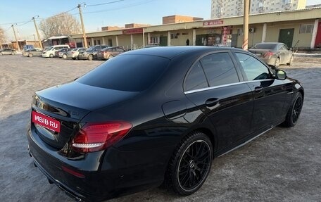 Mercedes-Benz E-Класс, 2016 год, 2 200 000 рублей, 3 фотография