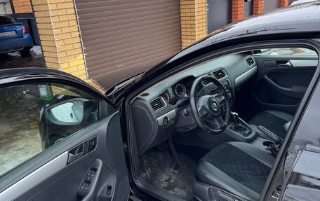 Volkswagen Jetta VI, 2012 год, 800 000 рублей, 9 фотография