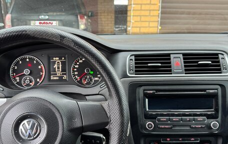 Volkswagen Jetta VI, 2012 год, 800 000 рублей, 8 фотография