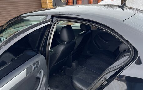 Volkswagen Jetta VI, 2012 год, 800 000 рублей, 11 фотография