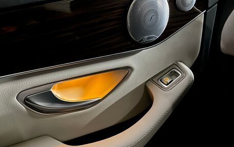 Mercedes-Benz C-Класс, 2018 год, 3 300 000 рублей, 14 фотография