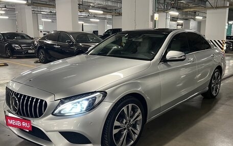 Mercedes-Benz C-Класс, 2018 год, 3 300 000 рублей, 12 фотография