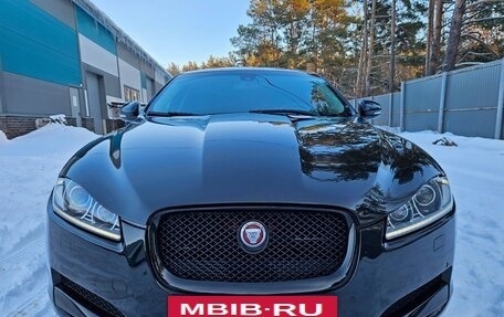 Jaguar XF I рестайлинг, 2015 год, 1 330 000 рублей, 3 фотография