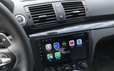 BMW 1 серия, 2008 год, 910 000 рублей, 18 фотография