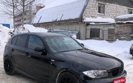 BMW 1 серия, 2008 год, 910 000 рублей, 13 фотография