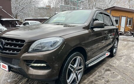 Mercedes-Benz M-Класс, 2012 год, 2 250 000 рублей, 10 фотография