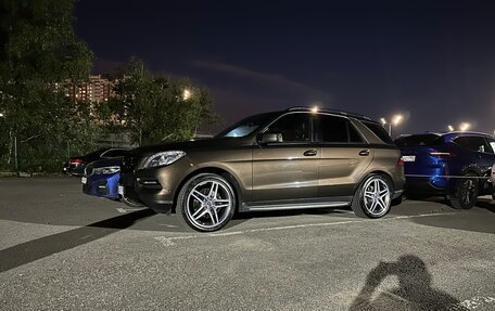 Mercedes-Benz M-Класс, 2012 год, 2 250 000 рублей, 35 фотография