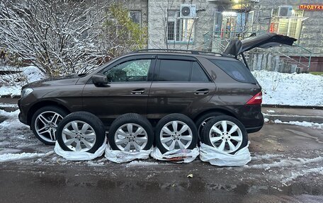 Mercedes-Benz M-Класс, 2012 год, 2 250 000 рублей, 31 фотография