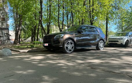 Mercedes-Benz M-Класс, 2012 год, 2 250 000 рублей, 38 фотография