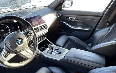 BMW 3 серия, 2020 год, 3 300 000 рублей, 9 фотография