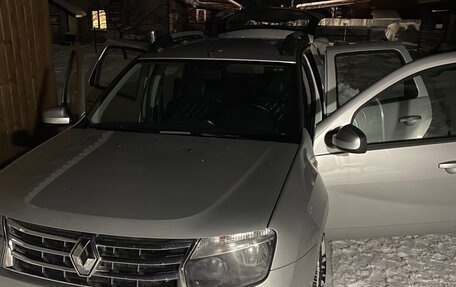 Renault Duster I рестайлинг, 2012 год, 850 000 рублей, 2 фотография