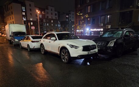 Infiniti FX II, 2013 год, 1 800 000 рублей, 9 фотография