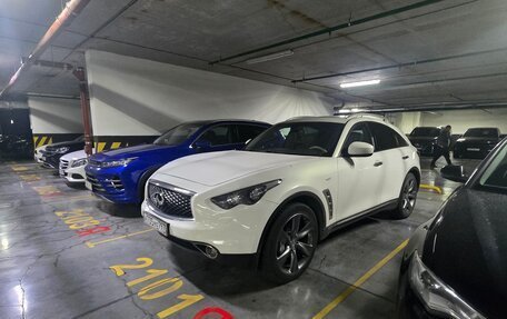 Infiniti FX II, 2013 год, 1 800 000 рублей, 12 фотография