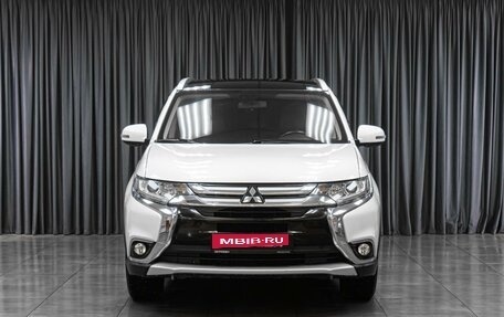 Mitsubishi Outlander III рестайлинг 3, 2016 год, 1 999 000 рублей, 3 фотография