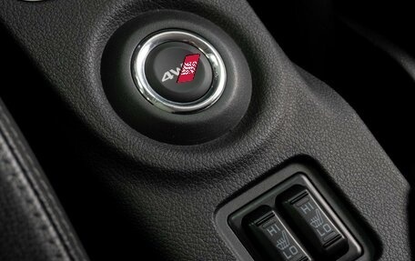 Mitsubishi Outlander III рестайлинг 3, 2016 год, 1 999 000 рублей, 16 фотография