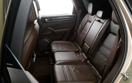 Porsche Cayenne III, 2018 год, 7 999 000 рублей, 16 фотография