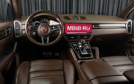 Porsche Cayenne III, 2018 год, 7 999 000 рублей, 13 фотография