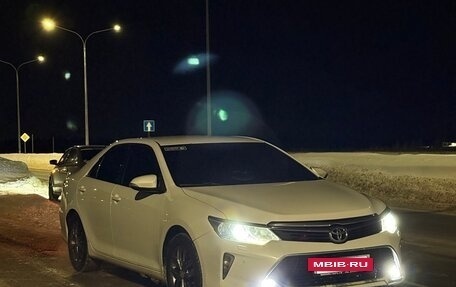 Toyota Camry, 2015 год, 1 490 000 рублей, 4 фотография