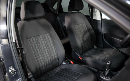 Volkswagen Polo VI (EU Market), 2017 год, 749 000 рублей, 17 фотография