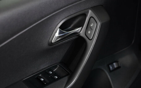 Volkswagen Polo VI (EU Market), 2017 год, 749 000 рублей, 16 фотография