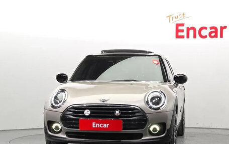 MINI Clubman, 2022 год, 1 650 000 рублей, 2 фотография