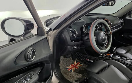 MINI Clubman, 2022 год, 1 650 000 рублей, 5 фотография