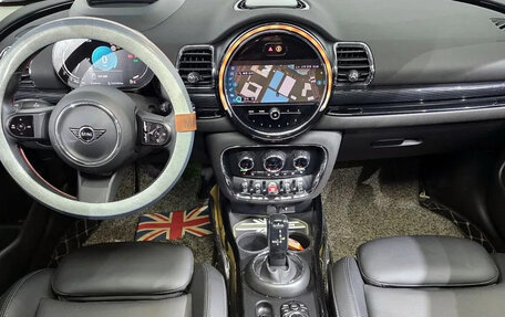 MINI Clubman, 2022 год, 1 650 000 рублей, 8 фотография