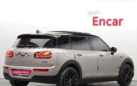 MINI Clubman, 2022 год, 1 650 000 рублей, 3 фотография