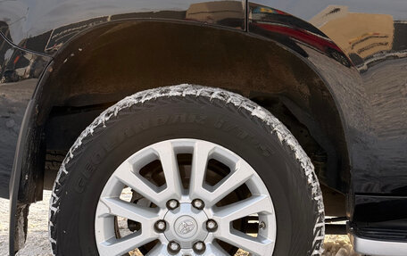 Toyota Land Cruiser Prado 150 рестайлинг 2, 2017 год, 4 000 000 рублей, 13 фотография