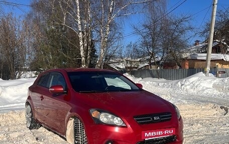 KIA cee'd I рестайлинг, 2010 год, 730 000 рублей, 2 фотография