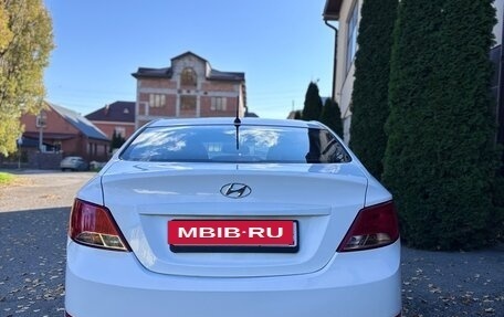 Hyundai Solaris II рестайлинг, 2014 год, 680 000 рублей, 5 фотография