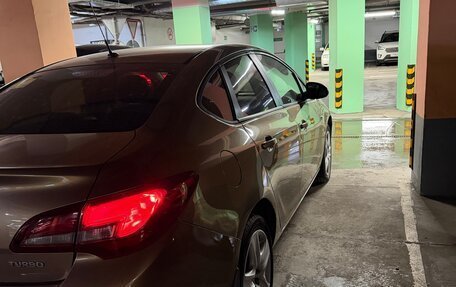 Opel Astra J, 2013 год, 799 000 рублей, 9 фотография