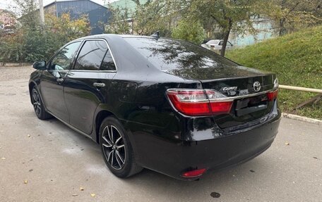 Toyota Camry, 2018 год, 1 700 000 рублей, 4 фотография