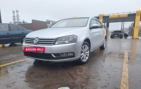 Volkswagen Passat B7, 2011 год, 870 000 рублей, 4 фотография