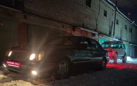 Mercedes-Benz E-Класс, 1998 год, 680 000 рублей, 24 фотография