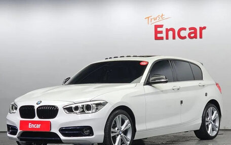 BMW 1 серия, 2019 год, 2 600 000 рублей, 18 фотография