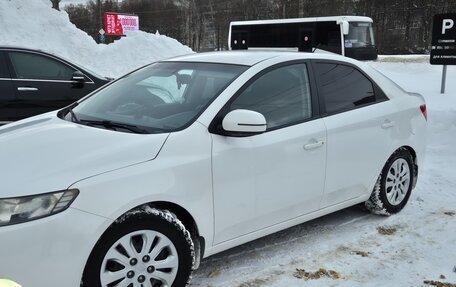 KIA Cerato III, 2011 год, 690 000 рублей, 2 фотография
