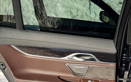 BMW 7 серия, 2018 год, 2 850 000 рублей, 13 фотография