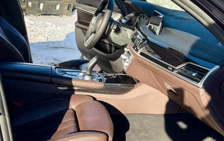 BMW 7 серия, 2018 год, 2 850 000 рублей, 7 фотография