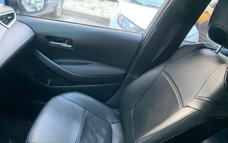 Toyota Corolla, 2022 год, 2 050 000 рублей, 8 фотография